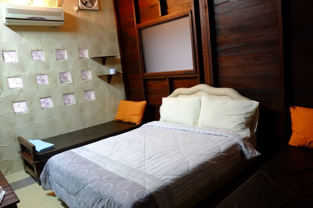 トゥルッ・インタンTnt Novelty Houseアパートメント エクステリア 写真