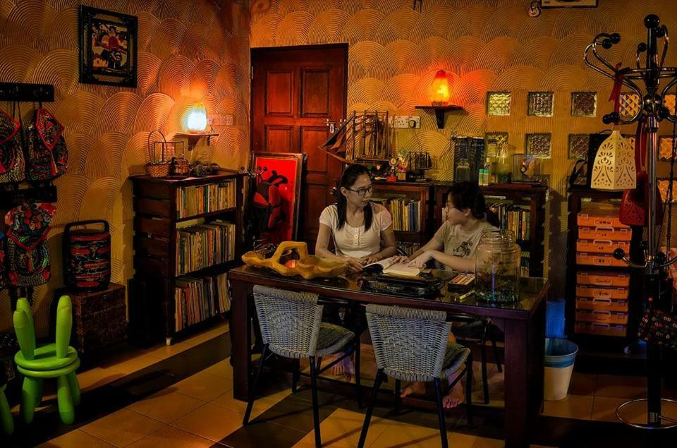 トゥルッ・インタンTnt Novelty Houseアパートメント エクステリア 写真